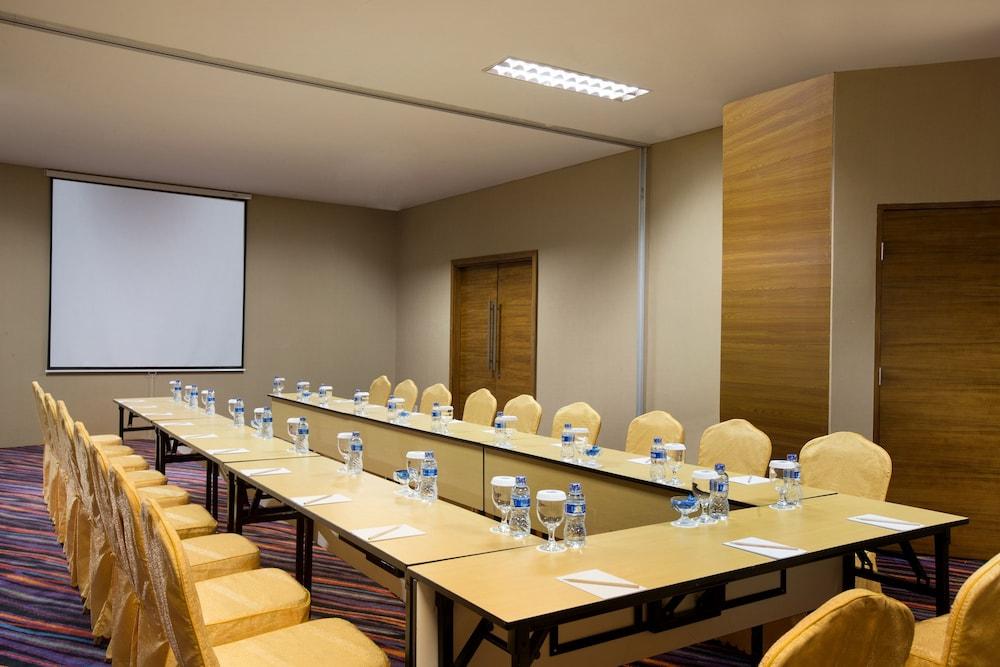 Hariston Hotel & Suites, Pluit - Jakarta Extérieur photo