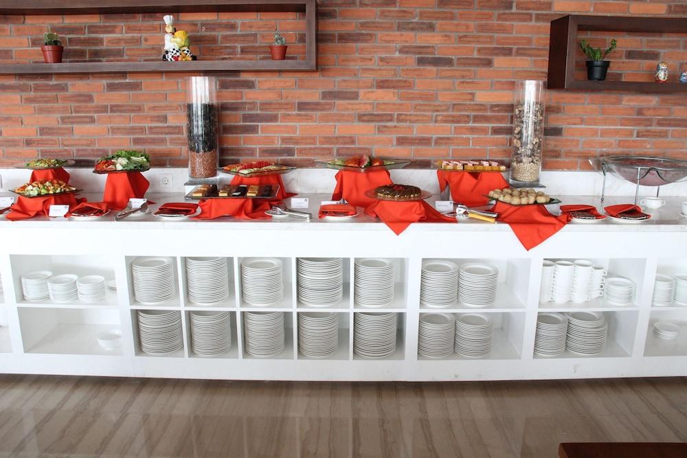 Hariston Hotel & Suites, Pluit - Jakarta Extérieur photo