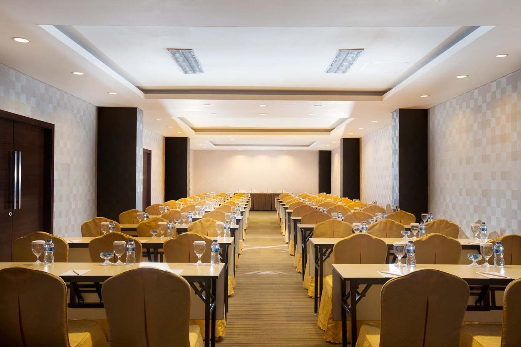 Hariston Hotel & Suites, Pluit - Jakarta Extérieur photo