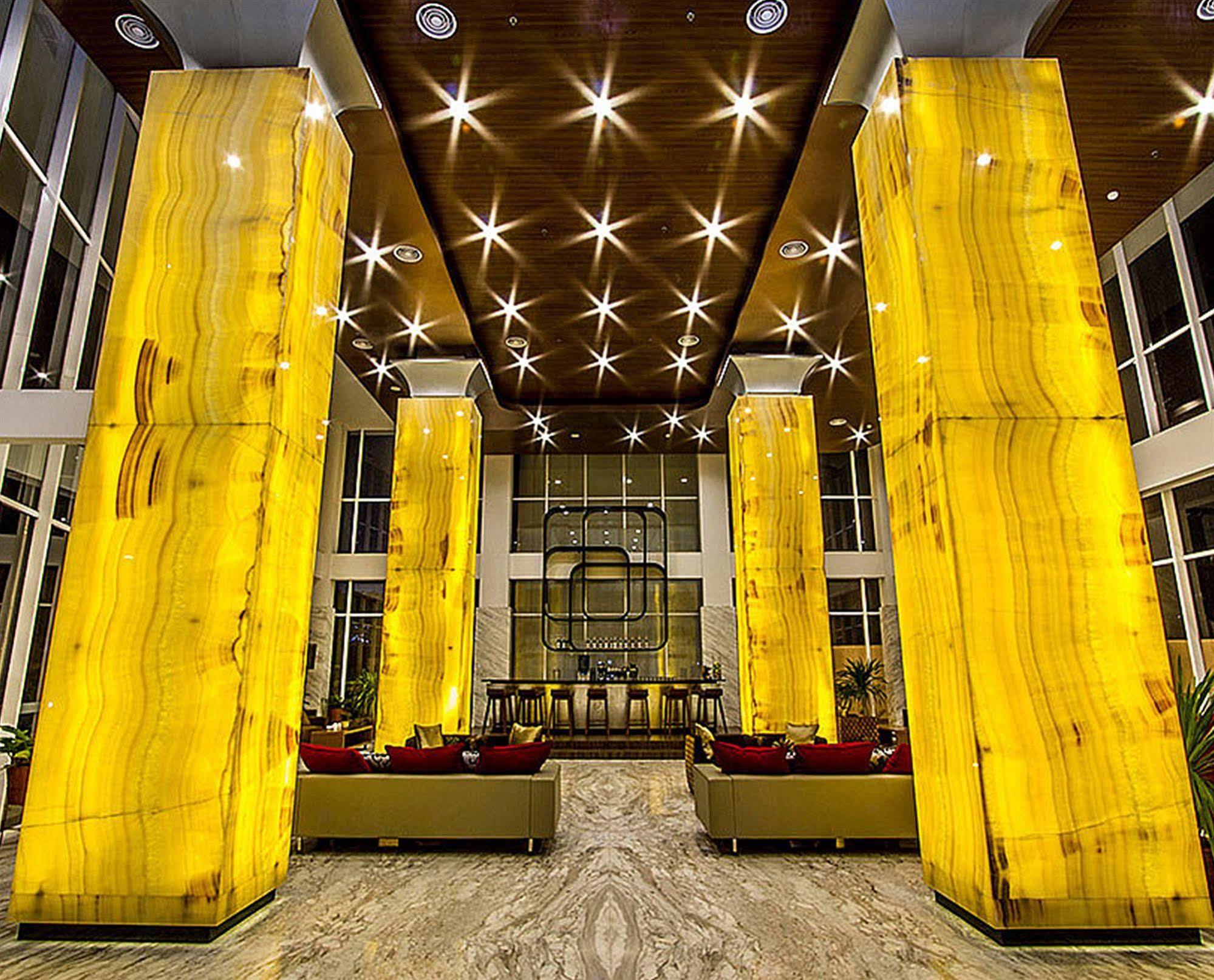 Hariston Hotel & Suites, Pluit - Jakarta Extérieur photo