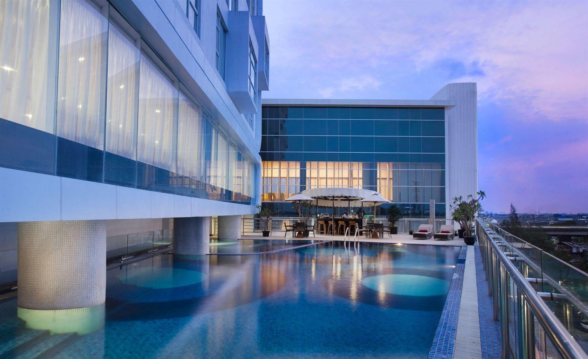 Hariston Hotel & Suites, Pluit - Jakarta Extérieur photo