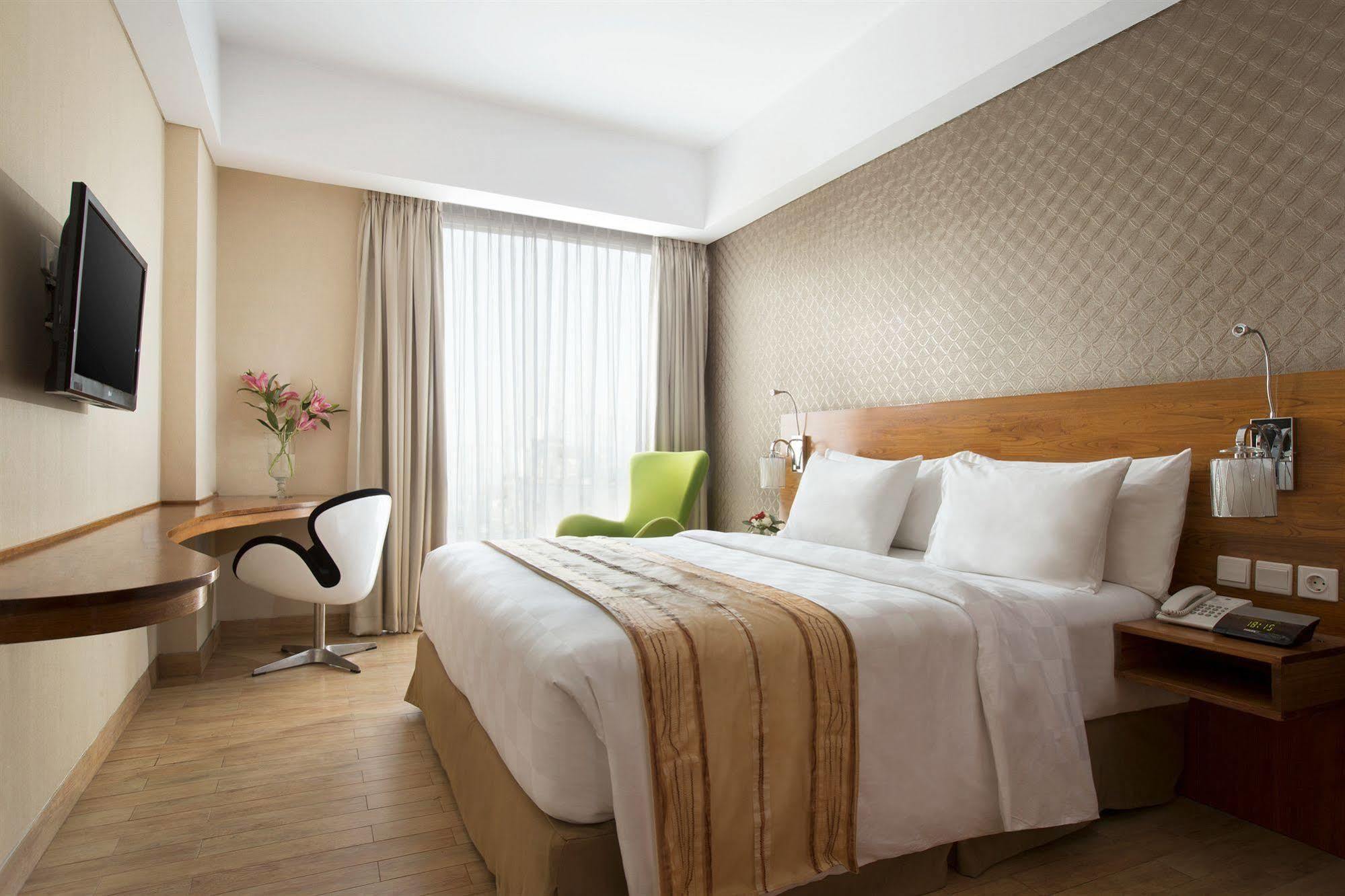 Hariston Hotel & Suites, Pluit - Jakarta Extérieur photo