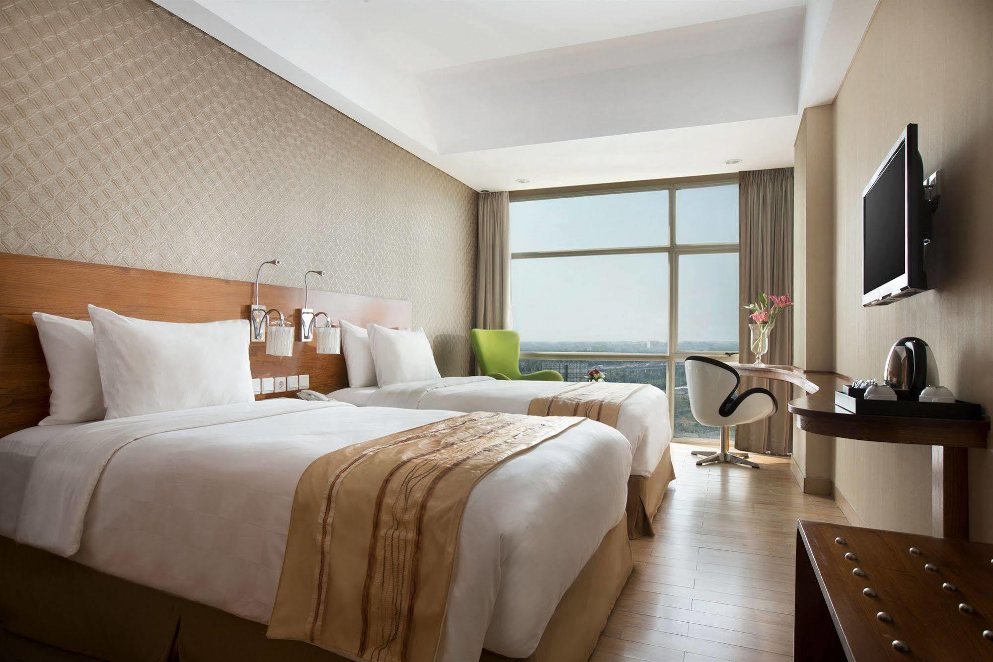 Hariston Hotel & Suites, Pluit - Jakarta Extérieur photo