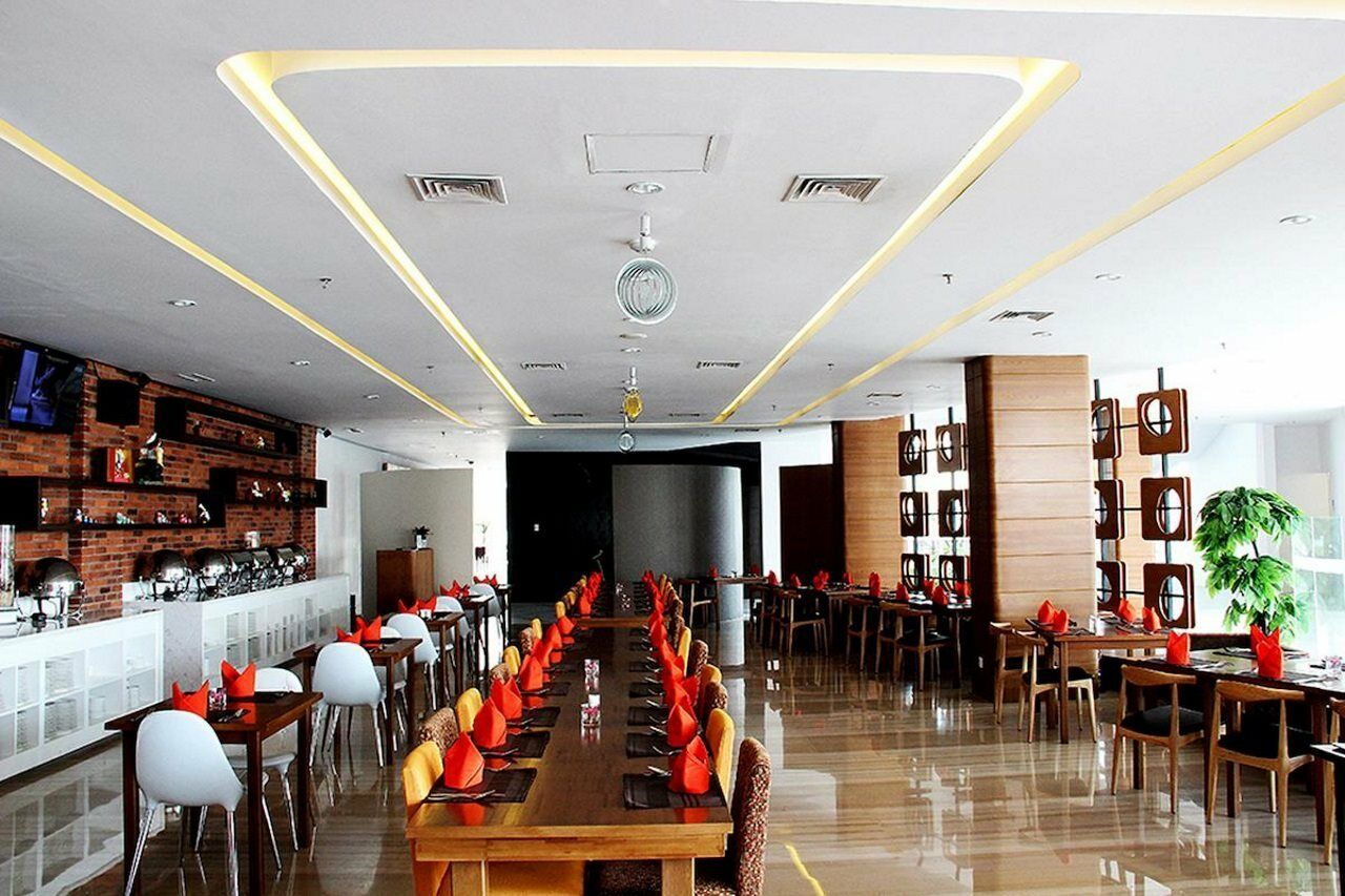 Hariston Hotel & Suites, Pluit - Jakarta Extérieur photo